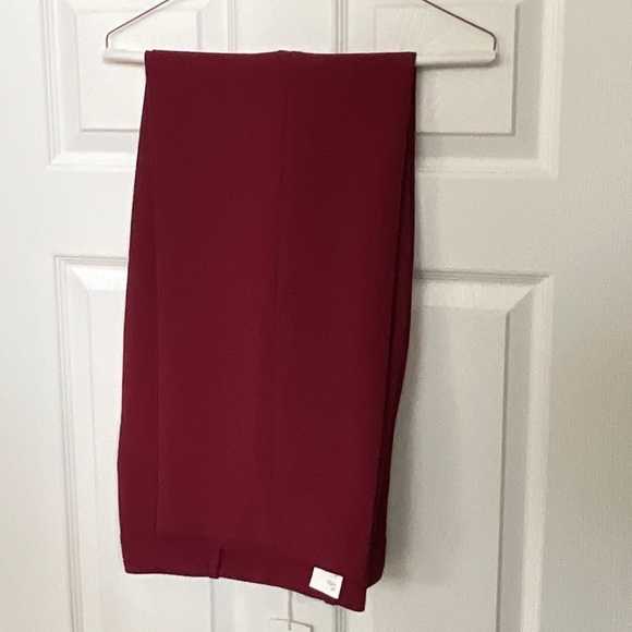 NWT ARITZIA Wilfred Effortless Pants Size 4 Wine Red - Picture 14 of 15